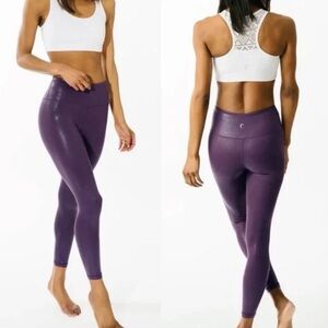 ZYIA Plum Metallic Light N Tight Hi Rise 7/8 Leggings